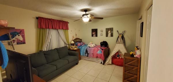 Westchester Townhouses, 4296 Woodstock Dr #B, West Palm Beach, Florida 33409, image 2
