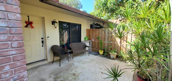 Westchester Townhouses, 4296 Woodstock Dr #B, West Palm Beach, Florida 33409, image 1