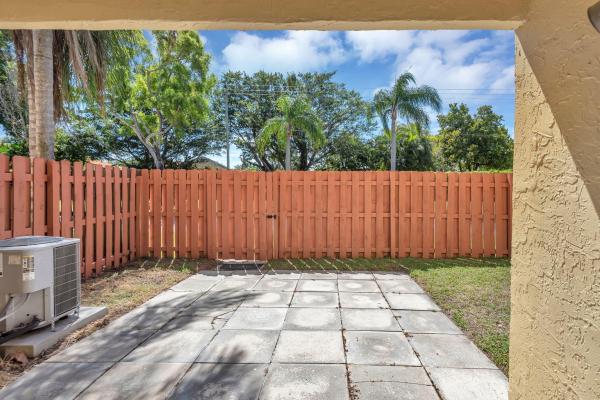 Country Lake, 5190 Tennis Ln, Delray Beach, Florida 33484, image 2
