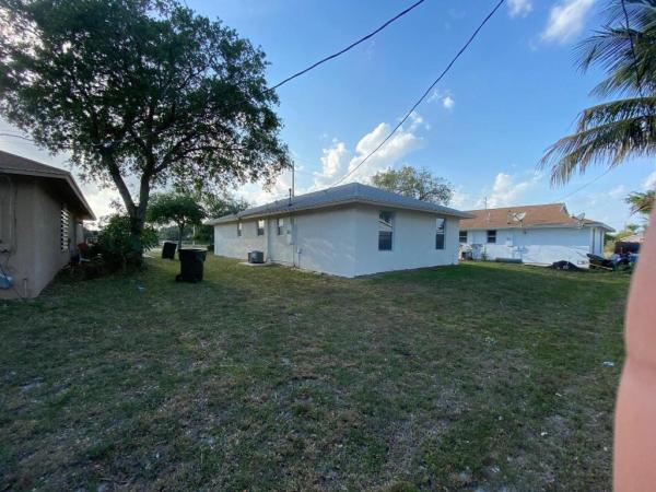 Silver Terrace Delray, 1135 S Dixie Hwy, Delray Beach, Florida 33483, image 2
