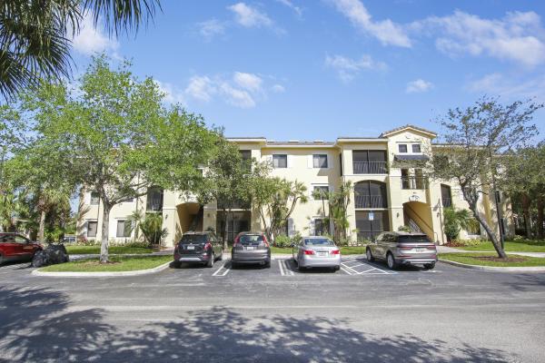 Sarento At San Matera, 2726 Anzio Ct #104, Palm Beach Gardens, Florida 33410, image 1