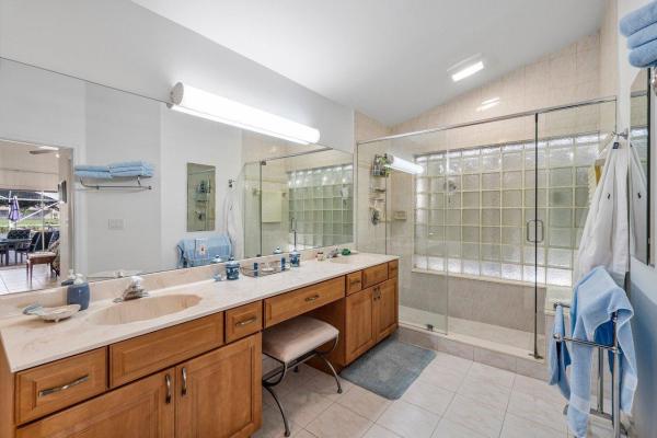 Lakeview Estates, 6677 Blue Bay Cir, Lake Worth, Florida 33467, image 1