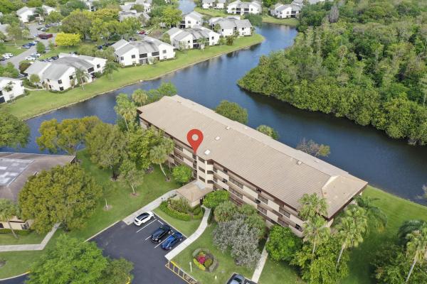 Applewood Village 1, 2659 Carambola Cir N #303, Coconut Creek, Florida 33066, image 1