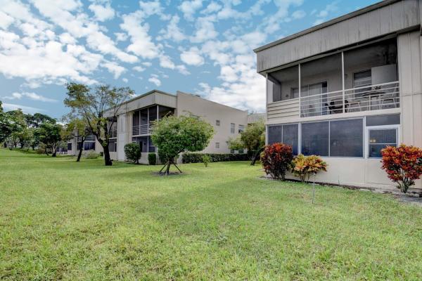 Normandy At Kings Point, 290 Normandy G, Delray Beach, Florida 33484, image 1