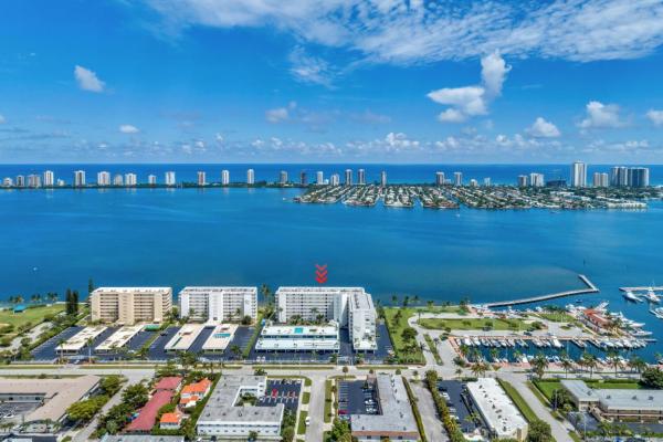 Lake Harbour Towers South, 301 Lake Shore Dr #311, Lake Park, Florida 33403, image 2