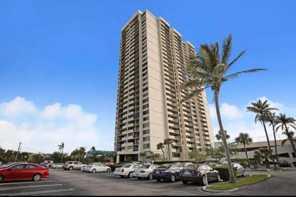 The Palm Beach House, 5600 N Flagler Dr #2105, West Palm Beach, Florida 33407, image 1