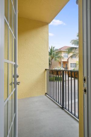 Harbour Oaks, 11852 Valencia Gardens Ave, Palm Beach Gardens, Florida 33410, image 1