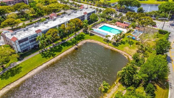 Huntington Lakes 4, 7341 Amberly Ln #309, Delray Beach, Florida 33446, image 1