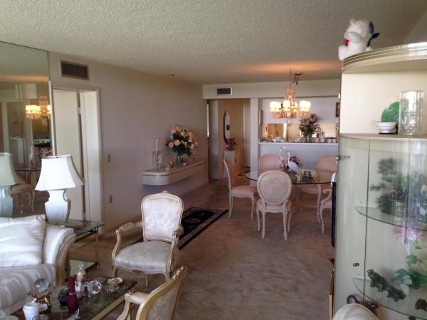 Whitehall Village, 2601 Village Blvd #406, West Palm Beach, Florida 33409, image 1