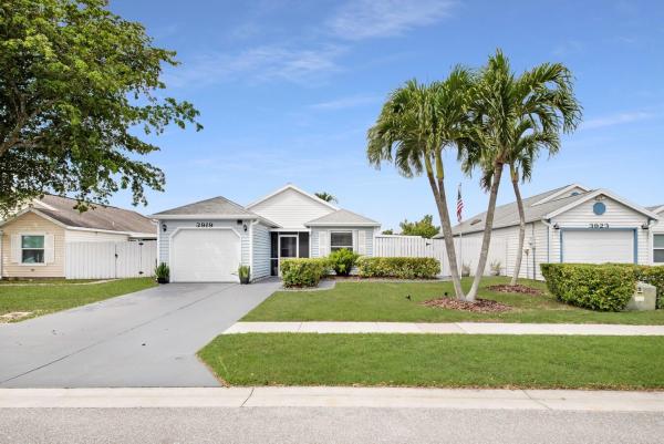 The Palm Club West Village, 3919 Circle Lake Dr, West Palm Beach, Florida 33417, image 3