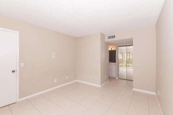 Evergreen At Port St Lucie, 1626 SE Green Acres Cir #J101, Port St. Lucie, Florida 34952, image 2