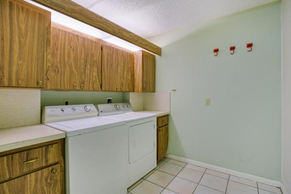 Whitehall, 3640 Whitehall Dr #103, West Palm Beach, Florida 33401, image 1