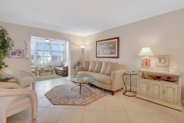 Village Royale Greenhaven, 230 NE 26th Ave #4110, Boynton Beach, Florida 33435, image 1