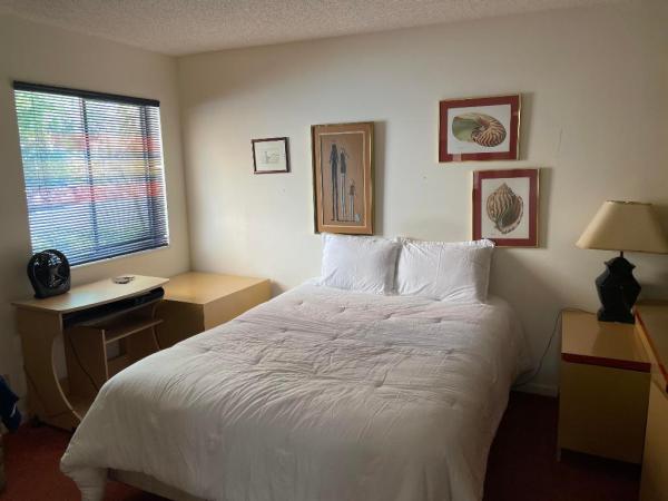 Green Lakes At Indian Spring, 11090 Green Lake Dr #102, Boynton Beach, Florida 33437, image 2