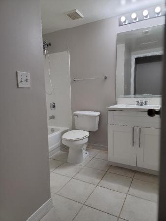 Spa At Sunset Isles, 10312 Fox Trail Rd #1006, West Palm Beach, Florida 33411, image 3