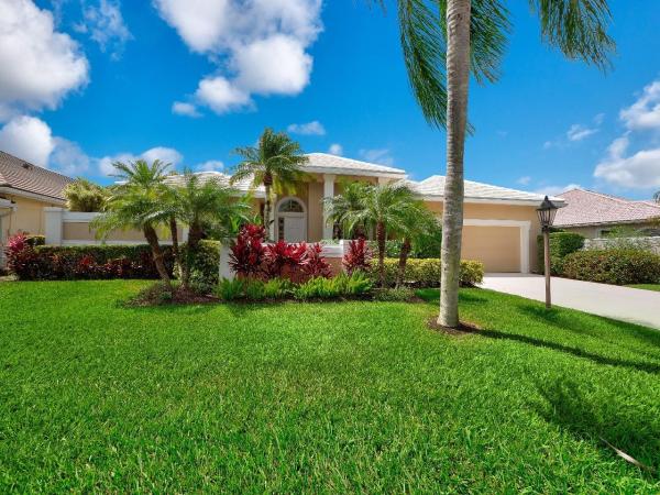 The Island, 23 Windward Isle, Palm Beach Gardens, Florida 33418, image 2