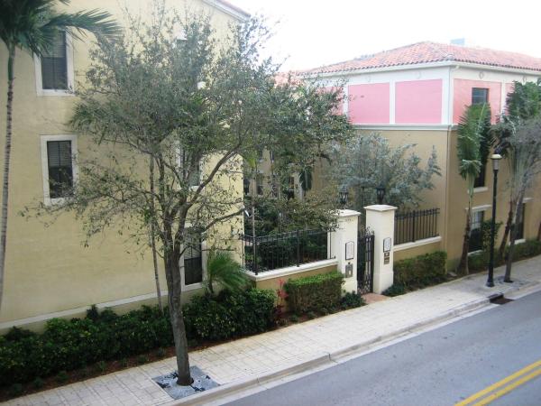 Metropolitan, 403 S Sapodilla Ave #211, West Palm Beach, Florida 33401, image 3