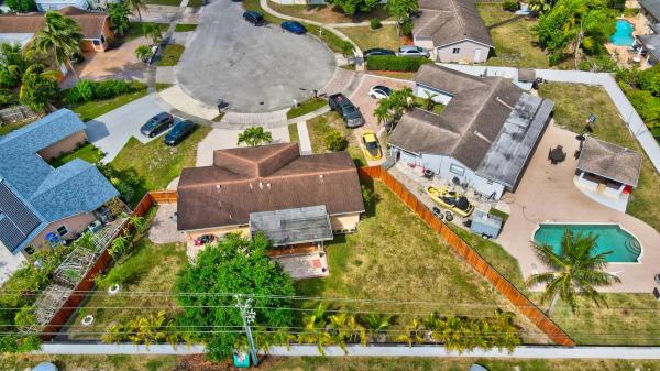 Boca Trails, 10092 Windtree Ln S, Boca Raton, Florida 33428, image 2