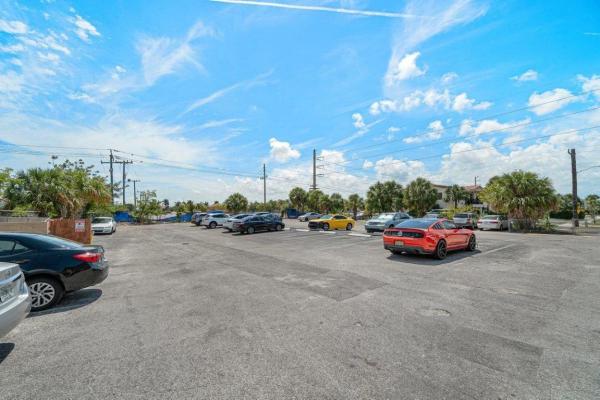 Boca Towne Centre, 600 SW 2nd Ave #2390, Boca Raton, Florida 33432, image 1