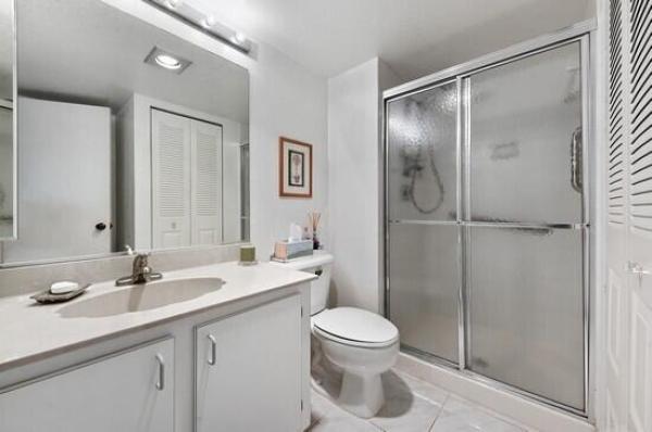 Greens Of Boca Lago, 7911 Eastlake Dr, Boca Raton, Florida 33433, image 2