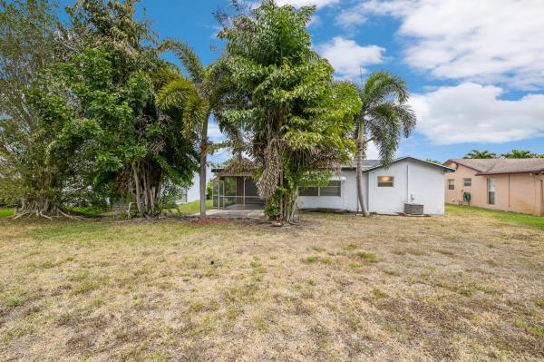 Lucerne Homes East, 6320 Summer Sky Ln, Greenacres, Florida 33463, image 1