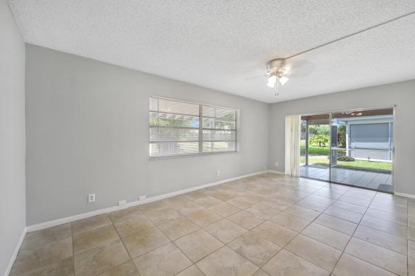 Lucerne Homes East, 6320 Summer Sky Ln, Greenacres, Florida 33463, image 2