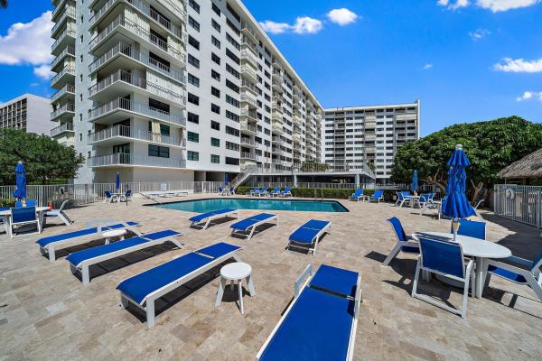 Gemini, 336 Golfview Rd #314, North Palm Beach, Florida 33408, image 1