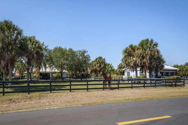 Southfields, 3755 Fieldview Way, Wellington, Florida 33414, image 2
