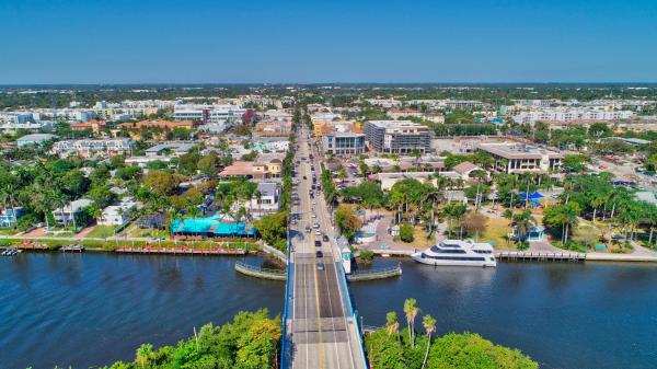 Lake Ida, 501 NW 9th St, Delray Beach, Florida 33444, image 1