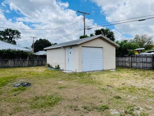 Forest Hill Village, 5566 Honeysuckle Dr, West Palm Beach, Florida 33415, image 2