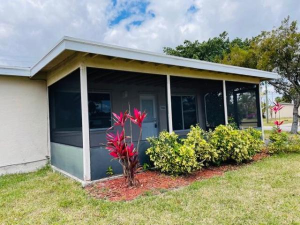 Forest Hill Village, 5566 Honeysuckle Dr, West Palm Beach, Florida 33415, image 1