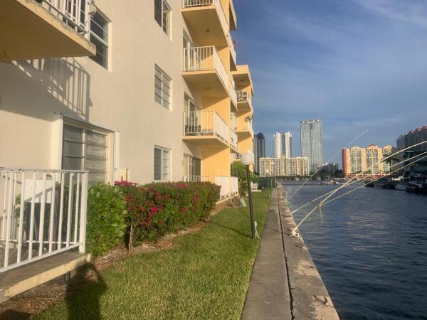 La Mar Breeze, 3944 NE 167 St #106, North Miami Beach, Florida 33160, image 2