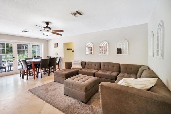 Westwoods, 284 Westwood Cir N, West Palm Beach, Florida 33411, image 2