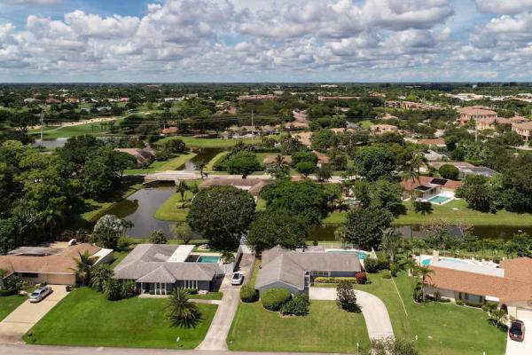 Garden Isles, 10885 Magnolia St, Palm Beach Gardens, Florida 33418, image 2