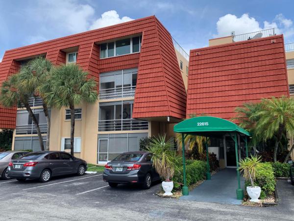Boca Club, 22615 SW 66th Ave #400, Boca Raton, Florida 33428, image 2
