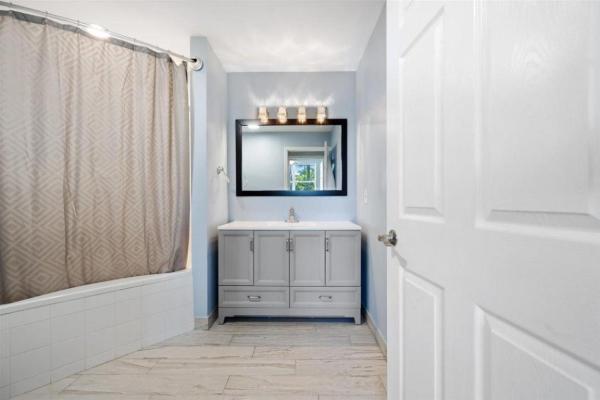 Arissa Place, 2020 Greenview Shores Blvd #105, Wellington, Florida 33414, image 2
