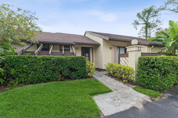 Strathmore Gate, 23 Black Birch Ct, Royal Palm Beach, Florida 33411, image 2
