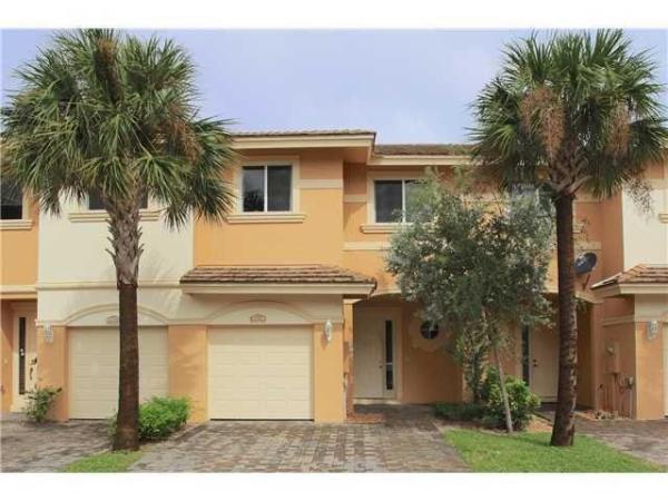 Coventry Townhomes, 4471 Cotswold Hills Dr, Lake Worth, Florida 33461, image 1