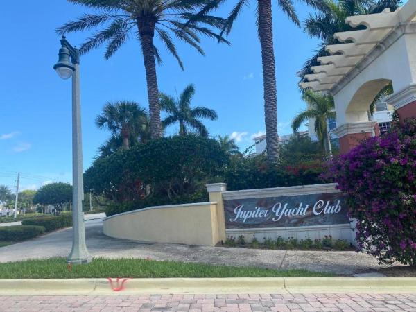 The Marina At Jupiter Yacht Club, 348 S Us Highway 1, Jupiter, Florida 33477, image 1