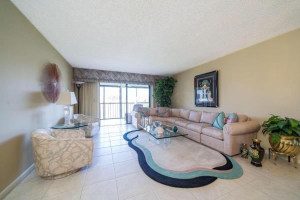 Huntington Pointe, 6193 Pointe Regal Cir #207, Delray Beach, Florida 33484, image 1