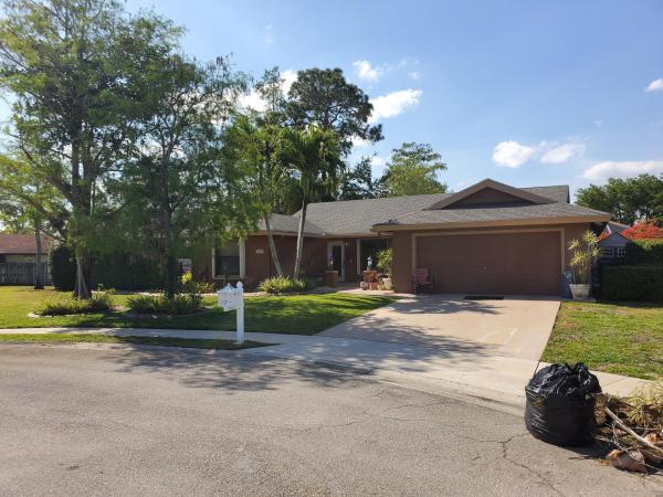 Sugar Pond Manor, 13612 Firewood Ct, Wellington, Florida 33414, image 1