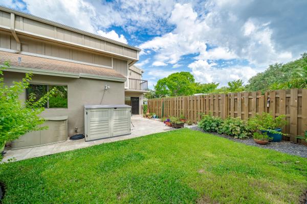 Lago West, 13273 NW 5th St, Plantation, Florida 33325, image 2
