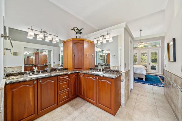 Shady Lakes, 5025 Whispering Holw, Palm Beach Gardens, Florida 33418, image 1