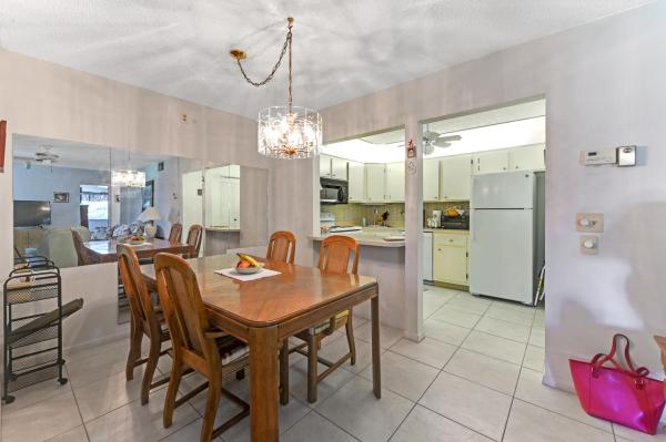 Pine Ridge South 4, 415 Pine Glen Ln #D-2, Greenacres, Florida 33463, image 1