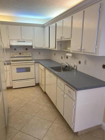 The Pines Of Delray, 1051 Orange Ter #101, Delray Beach, Florida 33445, image 2
