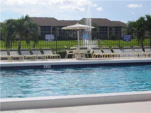 Pine Ridge North 4, 811 Sky Pine Way #C2, Greenacres, Florida 33415, image 1