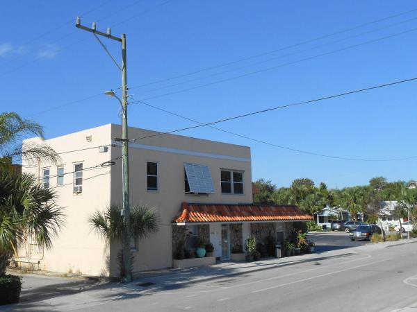 Lake Worth Town, 415 2nd Ave N, Lake Worth Beach, Florida 33460, image 1