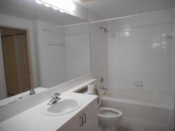 The Courtyards In CityPlace, 630 S Sapodilla Ave #204, West Palm Beach, Florida 33401, image 2