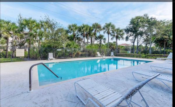 Westwood Lakes, 12520 Woodmill Dr, Palm Beach Gardens, Florida 33418, image 3