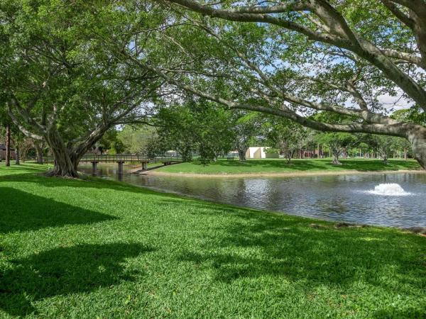 Garden Lakes, 713 7th Ln, Palm Beach Gardens, Florida 33418, image 1